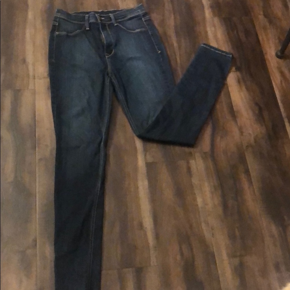 Stretch blue jeans